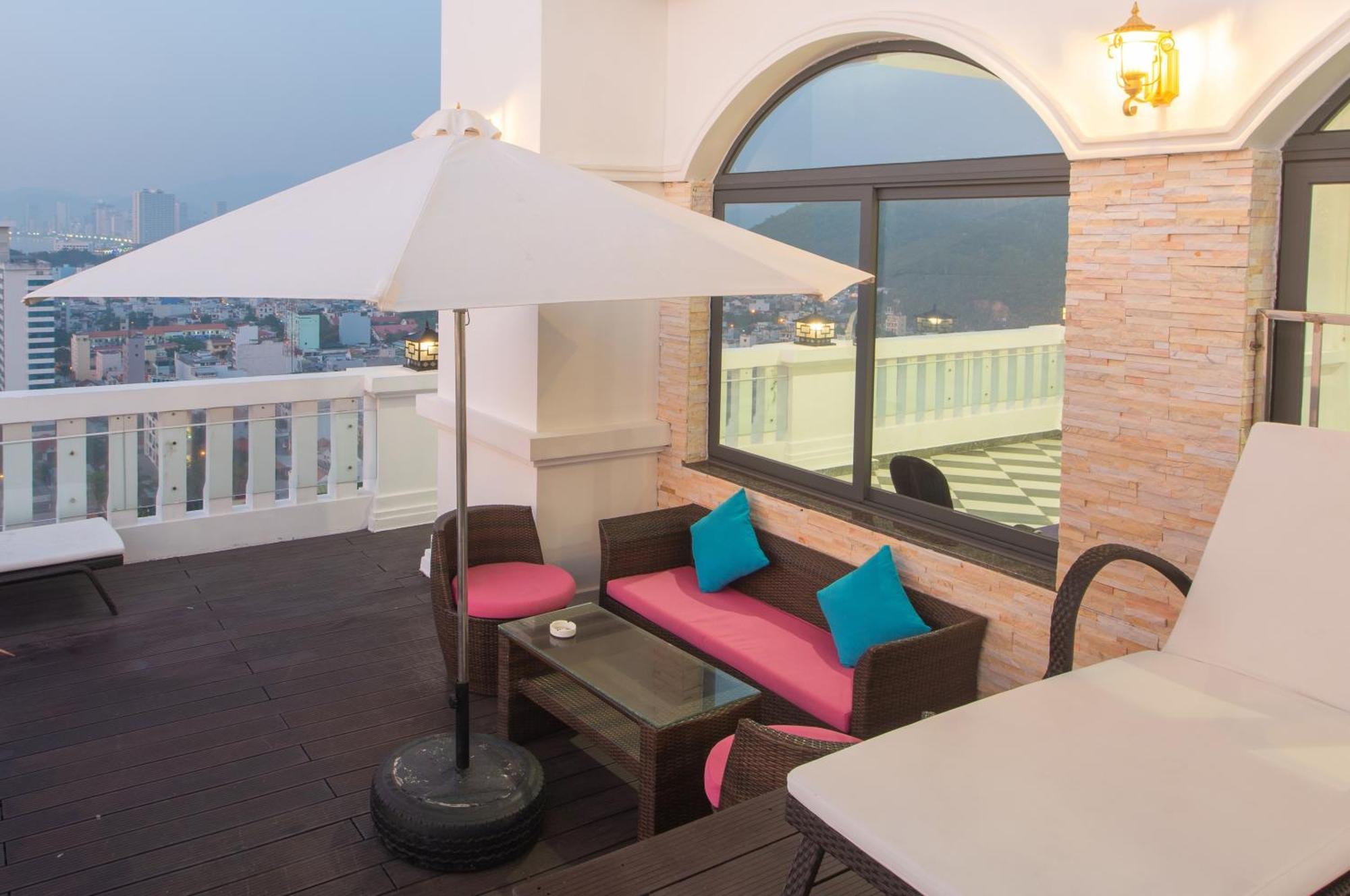 Daphovina Hotel Nha Trang Eksteriør billede