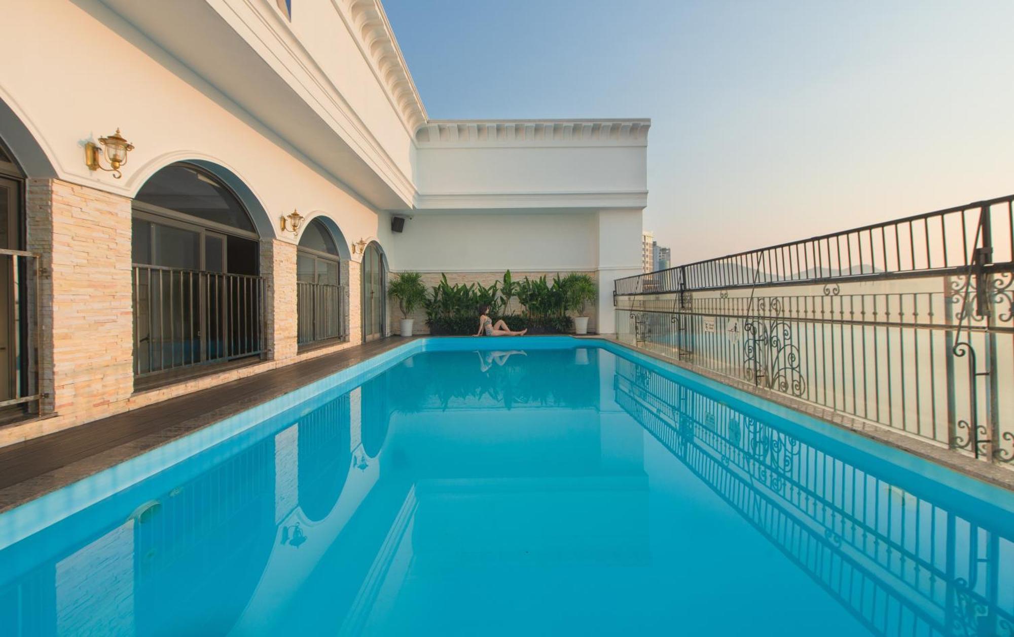 Daphovina Hotel Nha Trang Eksteriør billede