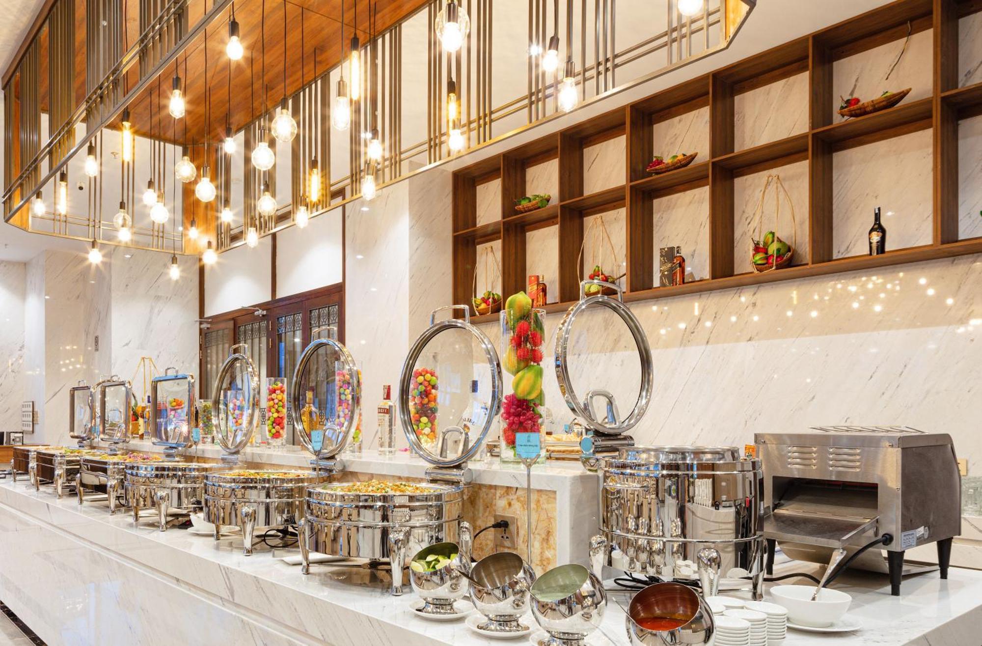 Daphovina Hotel Nha Trang Eksteriør billede