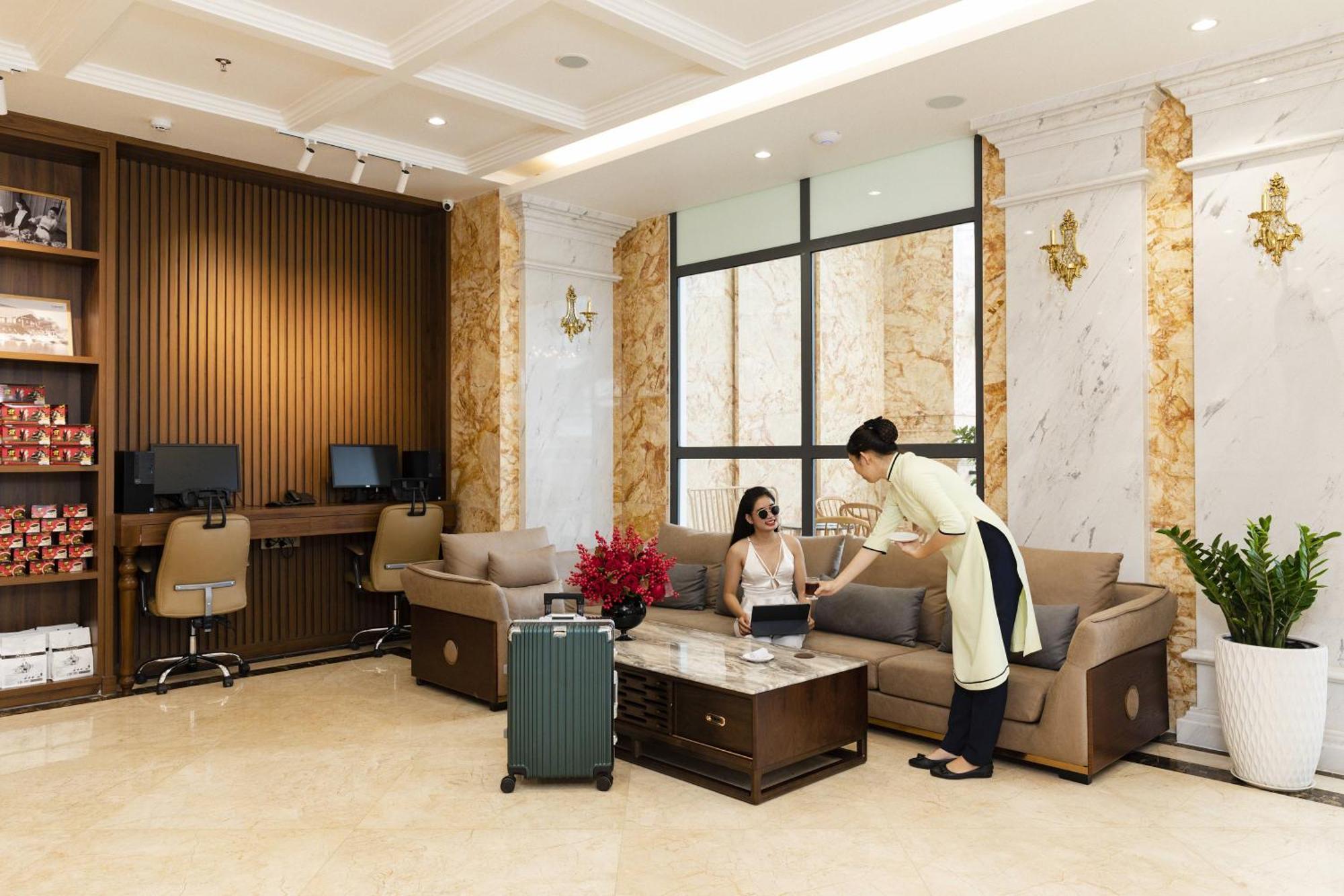 Daphovina Hotel Nha Trang Eksteriør billede