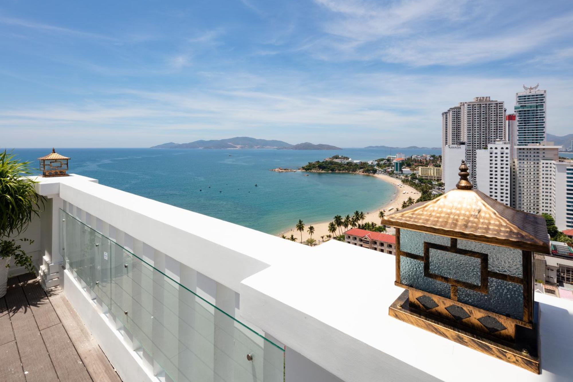 Daphovina Hotel Nha Trang Eksteriør billede